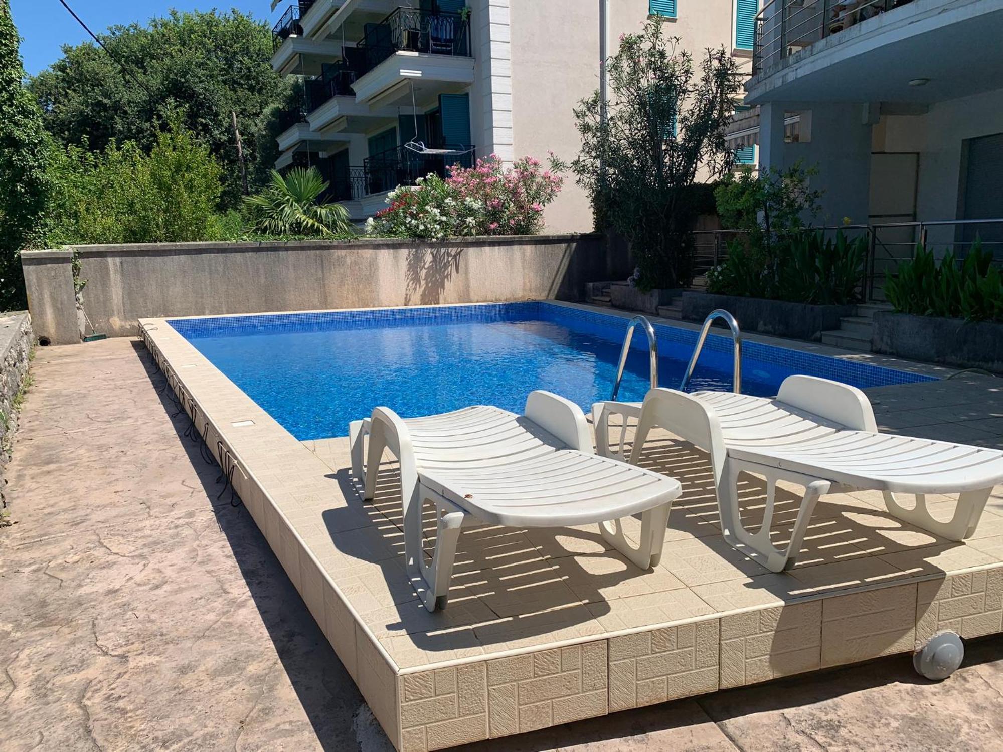 Apartment With Swimmingpool, Seaview And Large Terrace, 1St Floor, Min 2 Persons Доброта Екстериор снимка